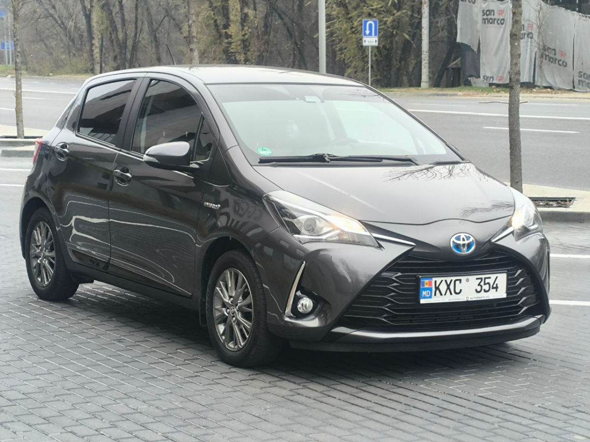 Toyota Yaris foto 1