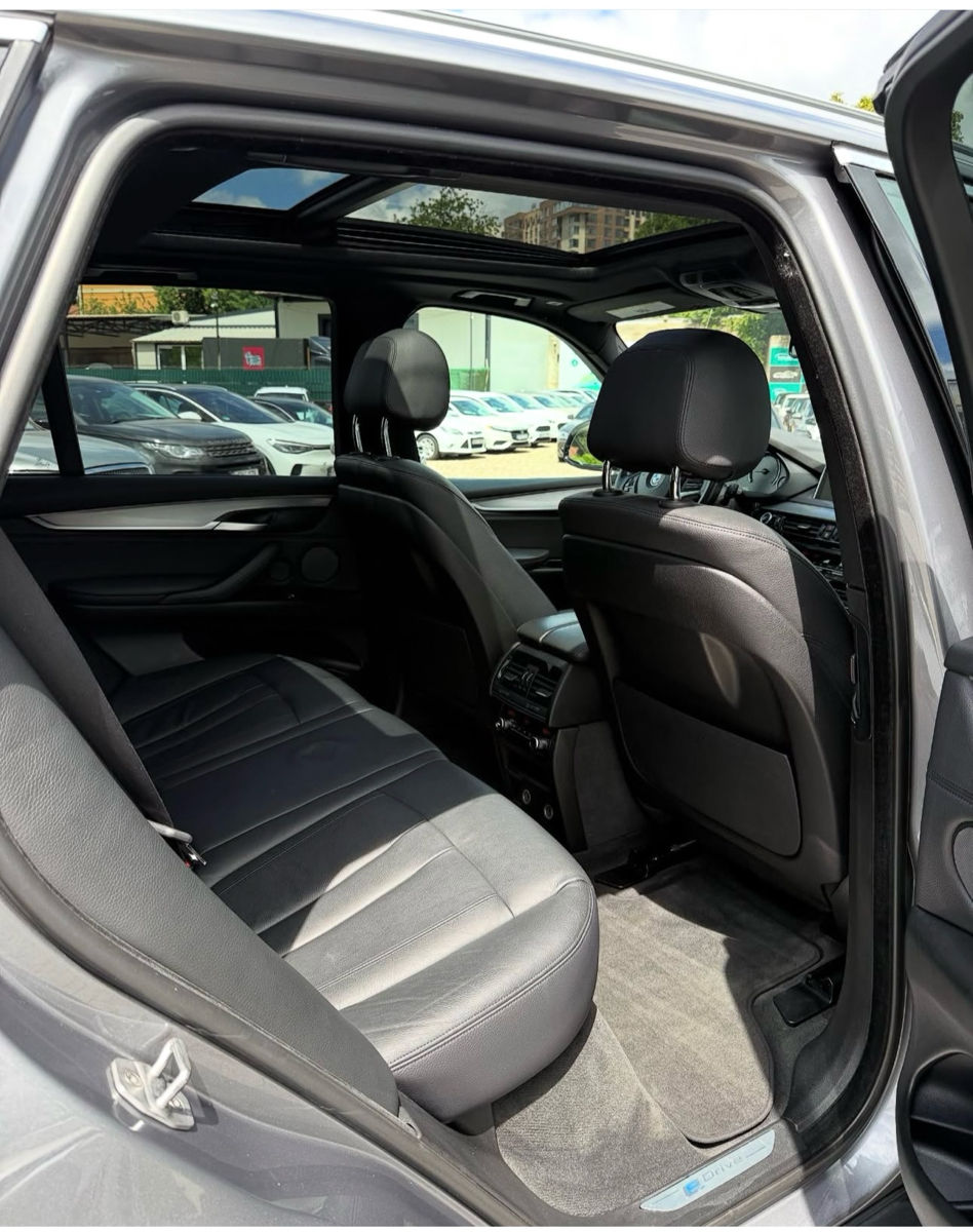 Ofer servicii lux de taxi foto 0