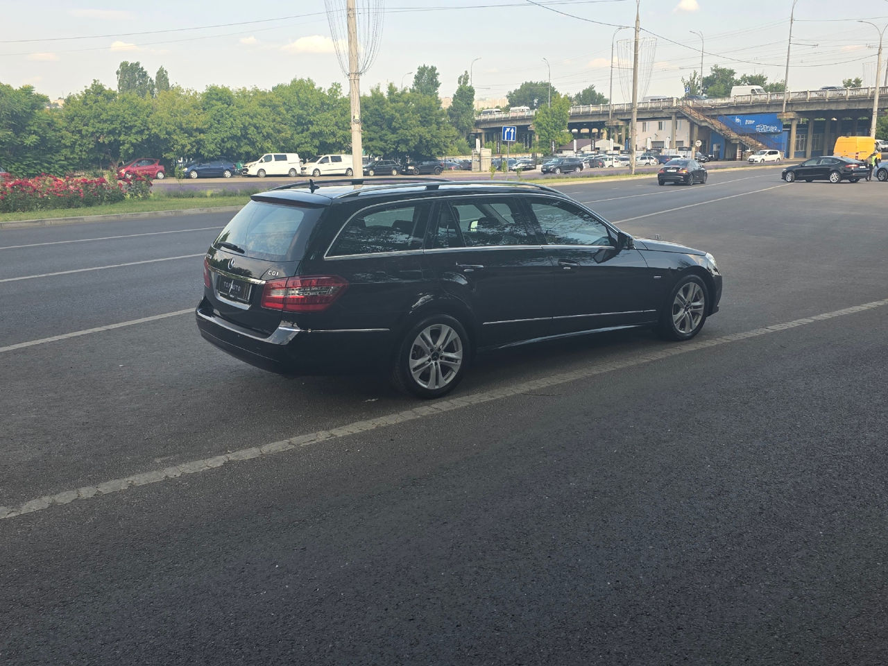 Mercedes E-Class фото 5