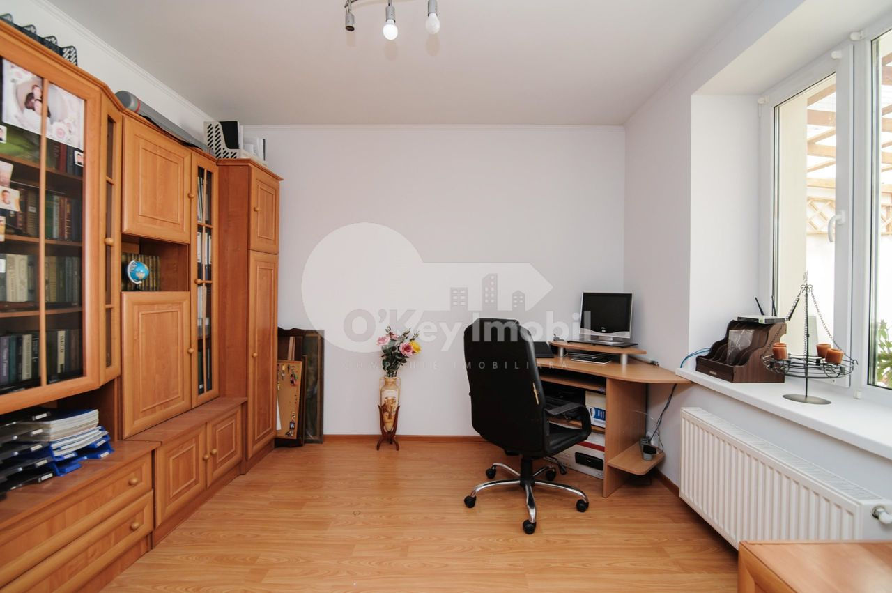 Chirie Oficiu 220m2 Posta veche term lung foto 0