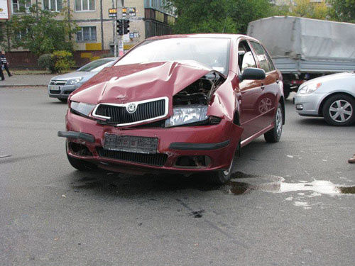 Skoda Fabia фото 0