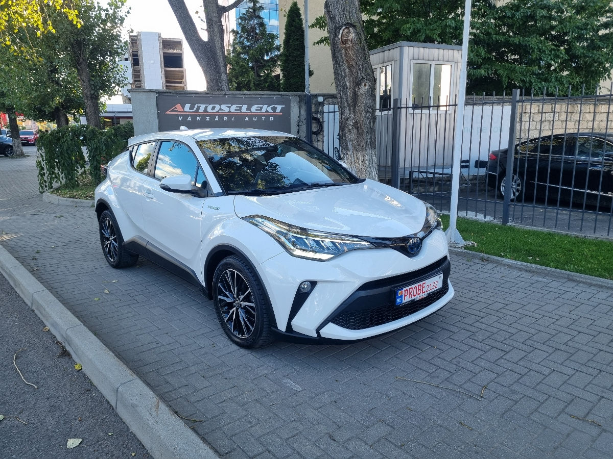 Toyota C-HR 2022 photo 3