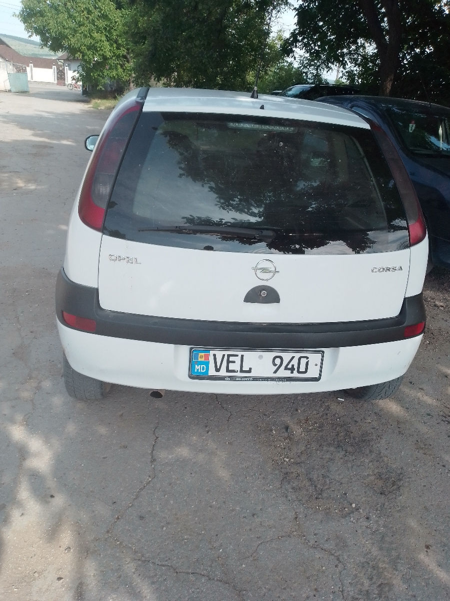 Opel Corsa foto 1