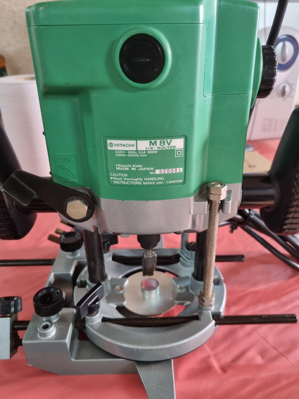 Hitachi Фрезер M8