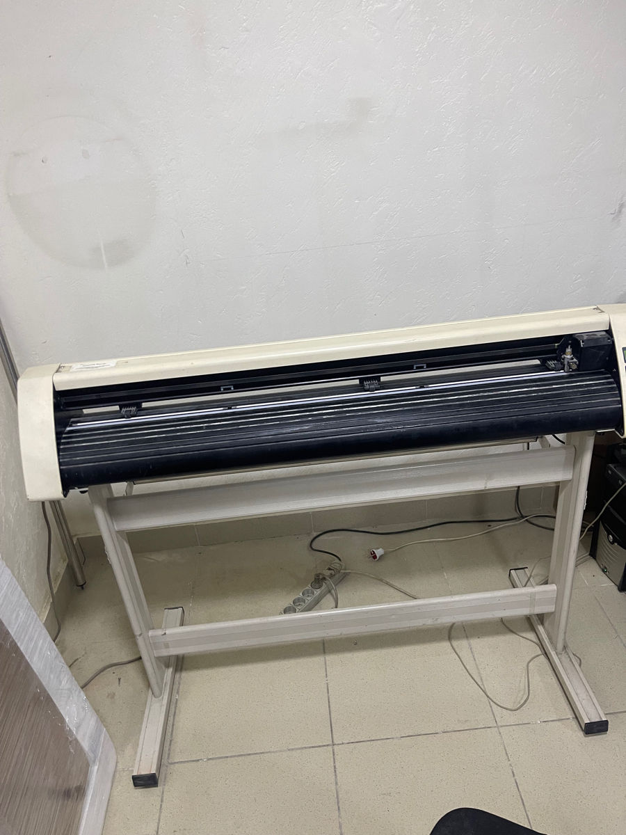 Plotter 110cm lucreaza perfect foto 2