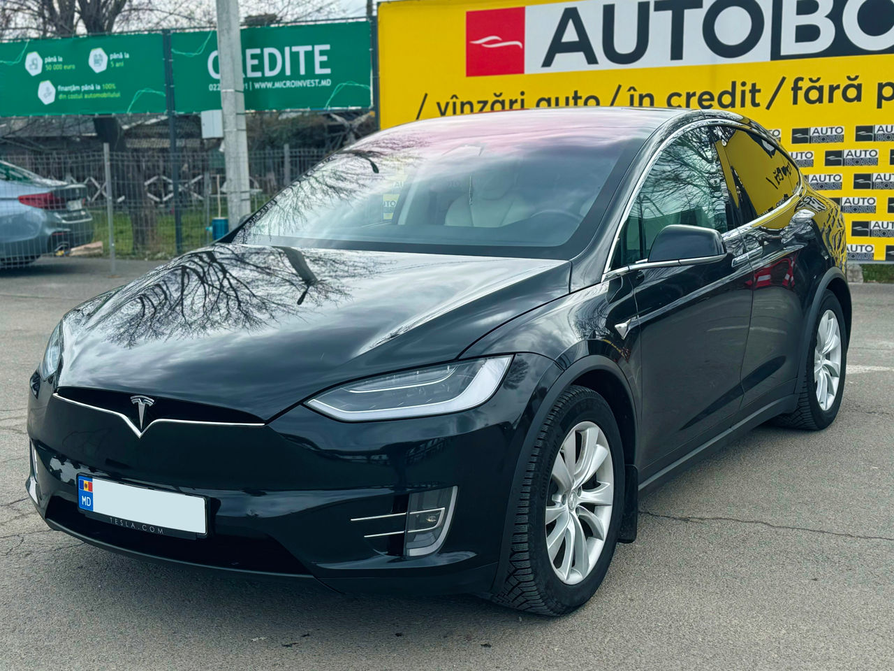 Tesla Model X foto 3