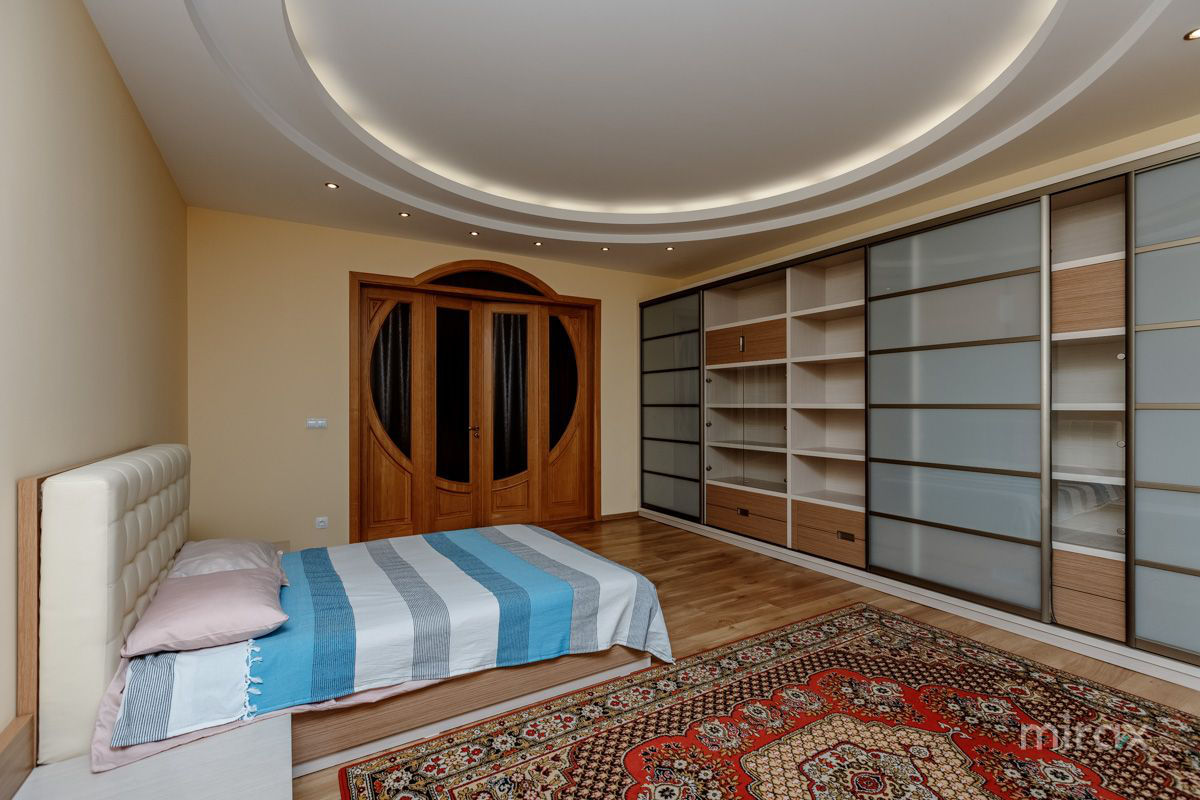 Apartament cu 3 camere, 180 m², Centru, Chișinău foto 12