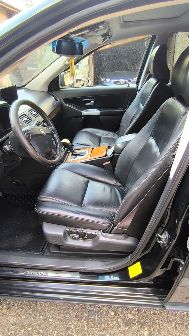 Volvo XC90 foto 4