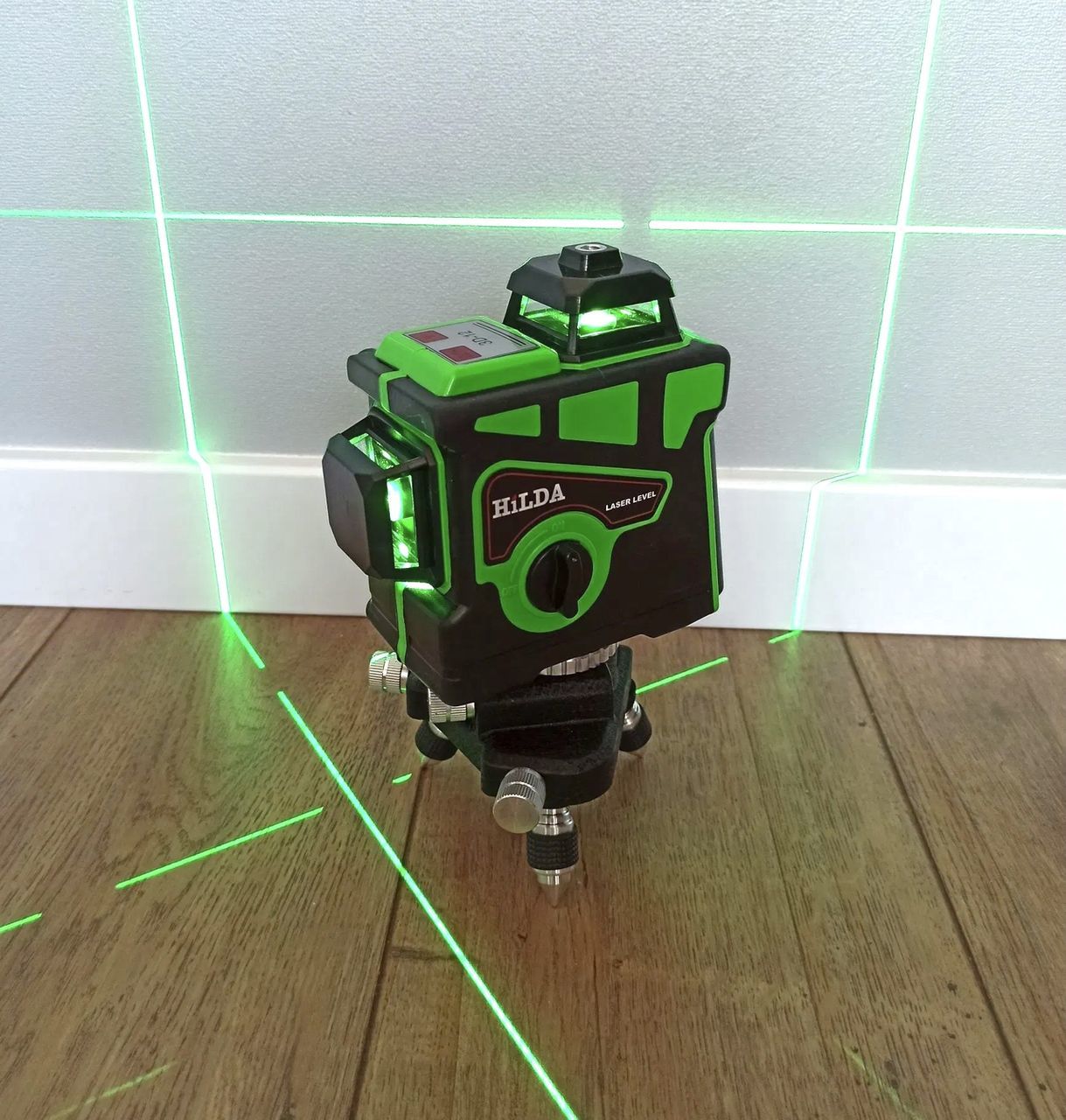 Laser hilda 3d 12 linii + ștativ 1.5m cadou + livrare gratis!