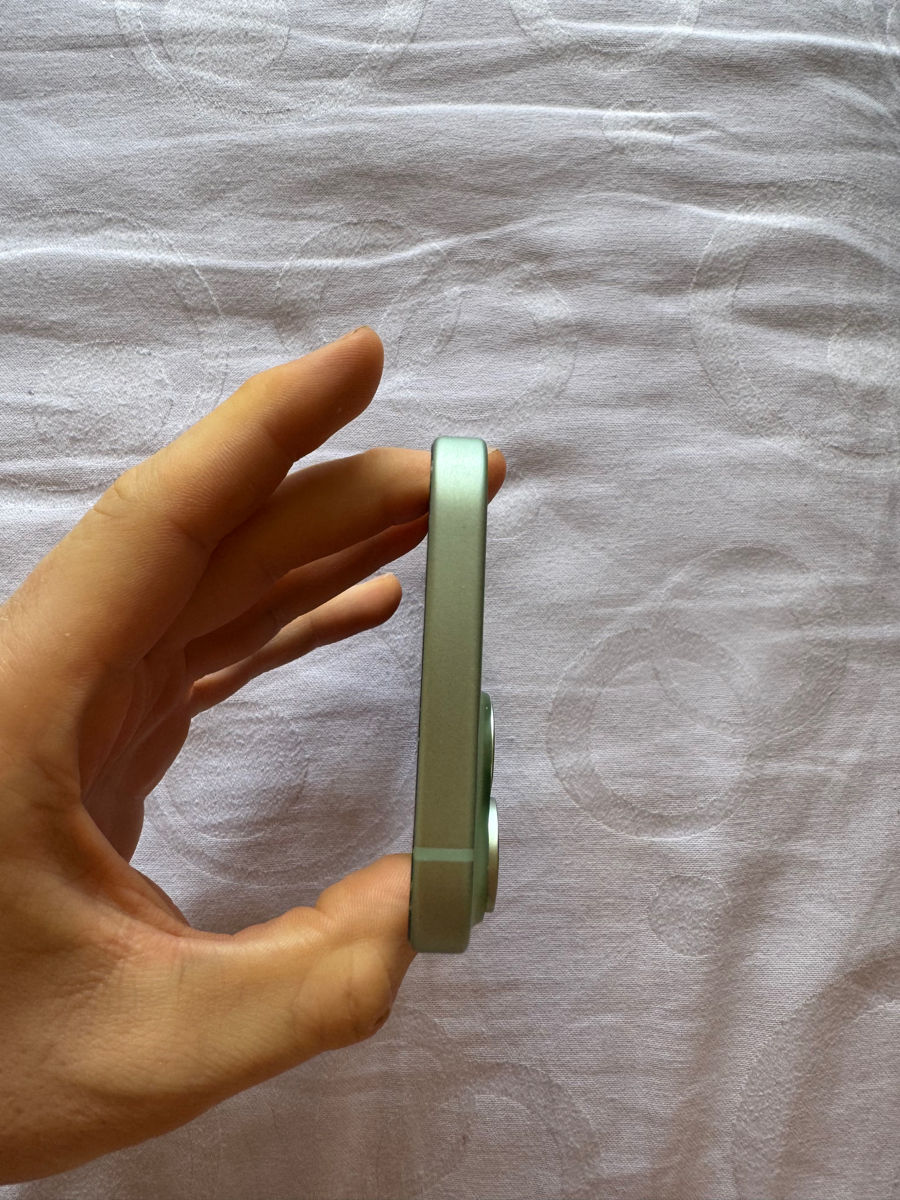 IPhone 15 Green 256GB foto 2