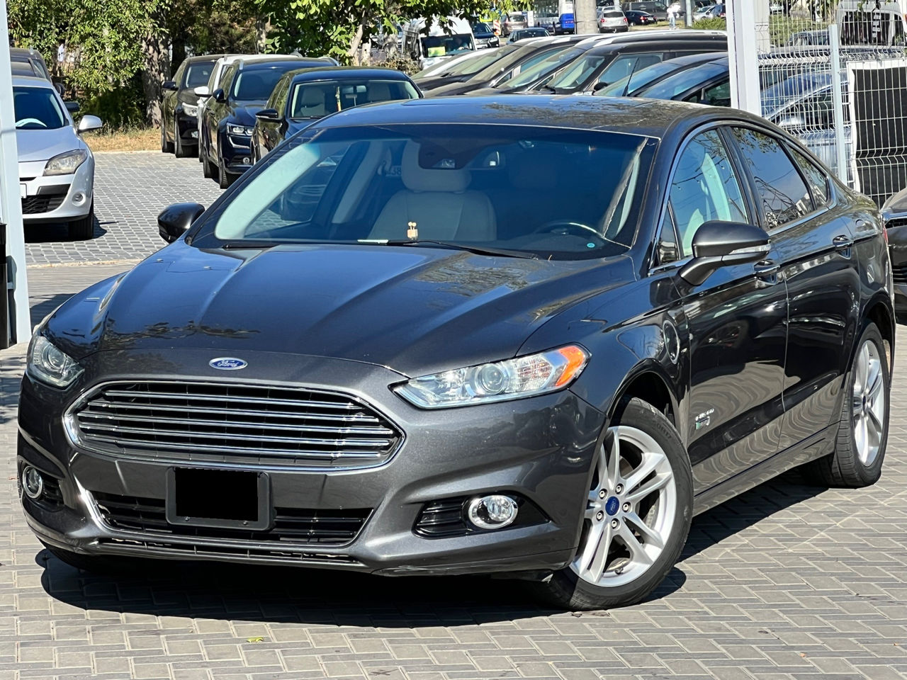 Ford Fusion foto 2