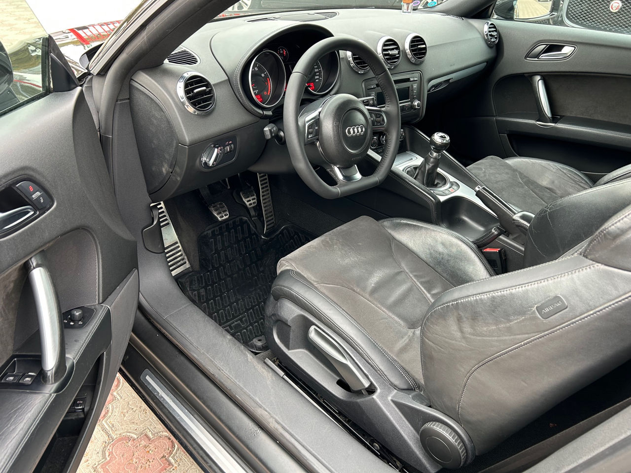 Audi TT фото 6