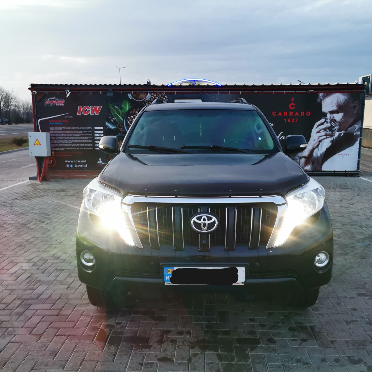 Toyota Land Cruiser Prado фото 0