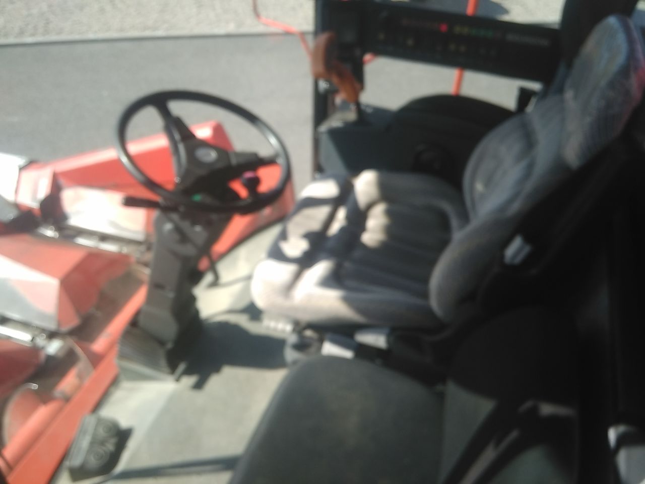 Bourgoin JLD 407 foto 4