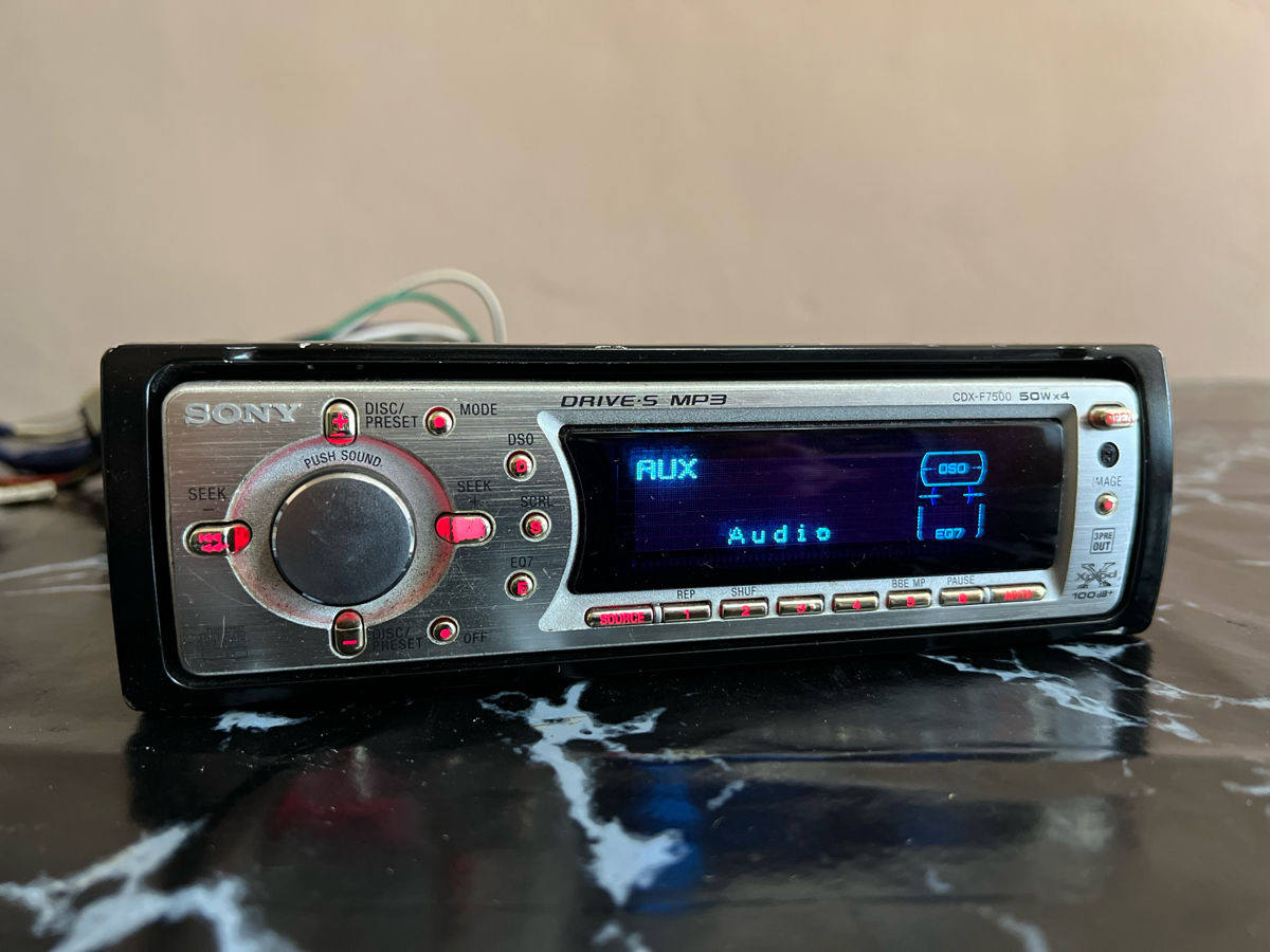 Sony CDX-F7500 foto 1