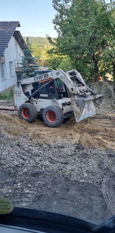 Demolari bobcat ciocan hidraulic foto 1