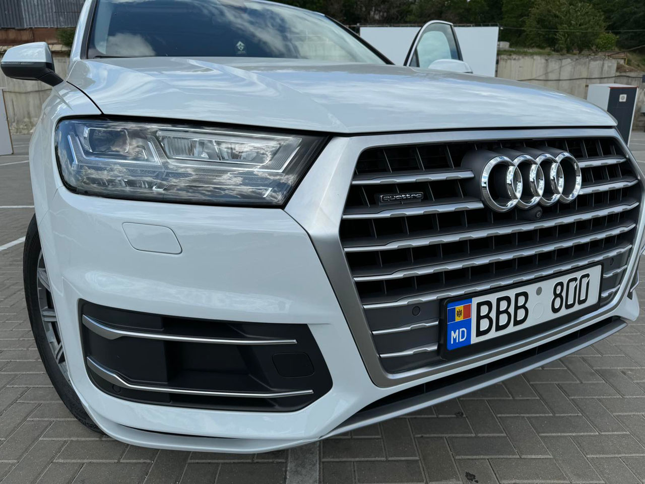 Audi Q7 foto 0