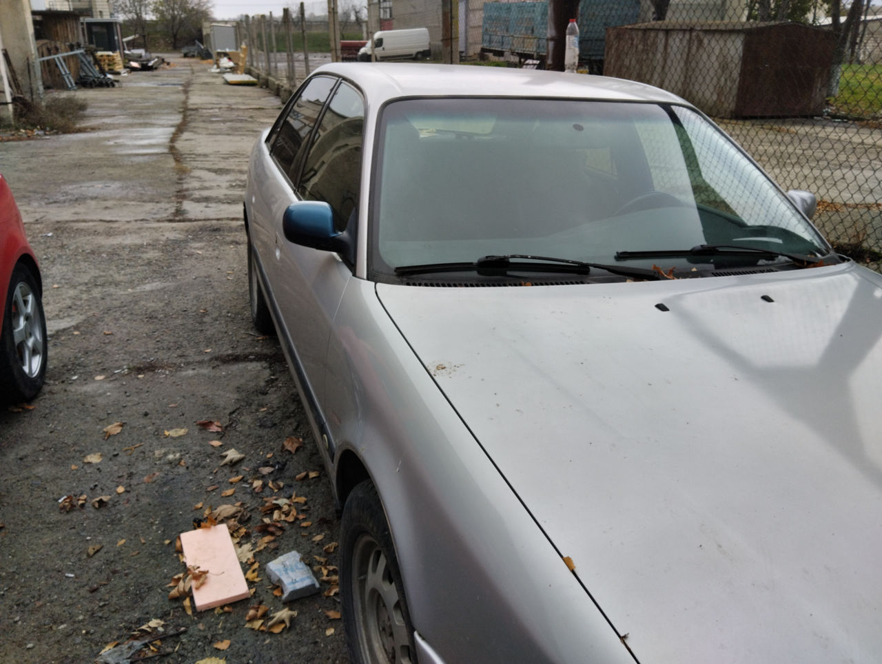 Audi 100 foto 1