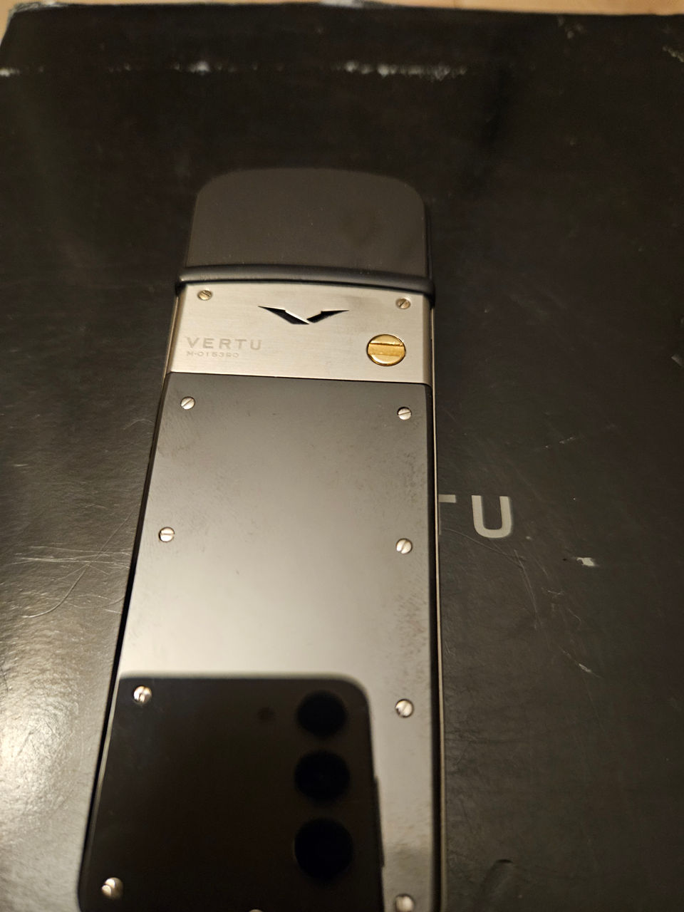 Vertu Signature M Gold Tips. 1350 e. foto 1