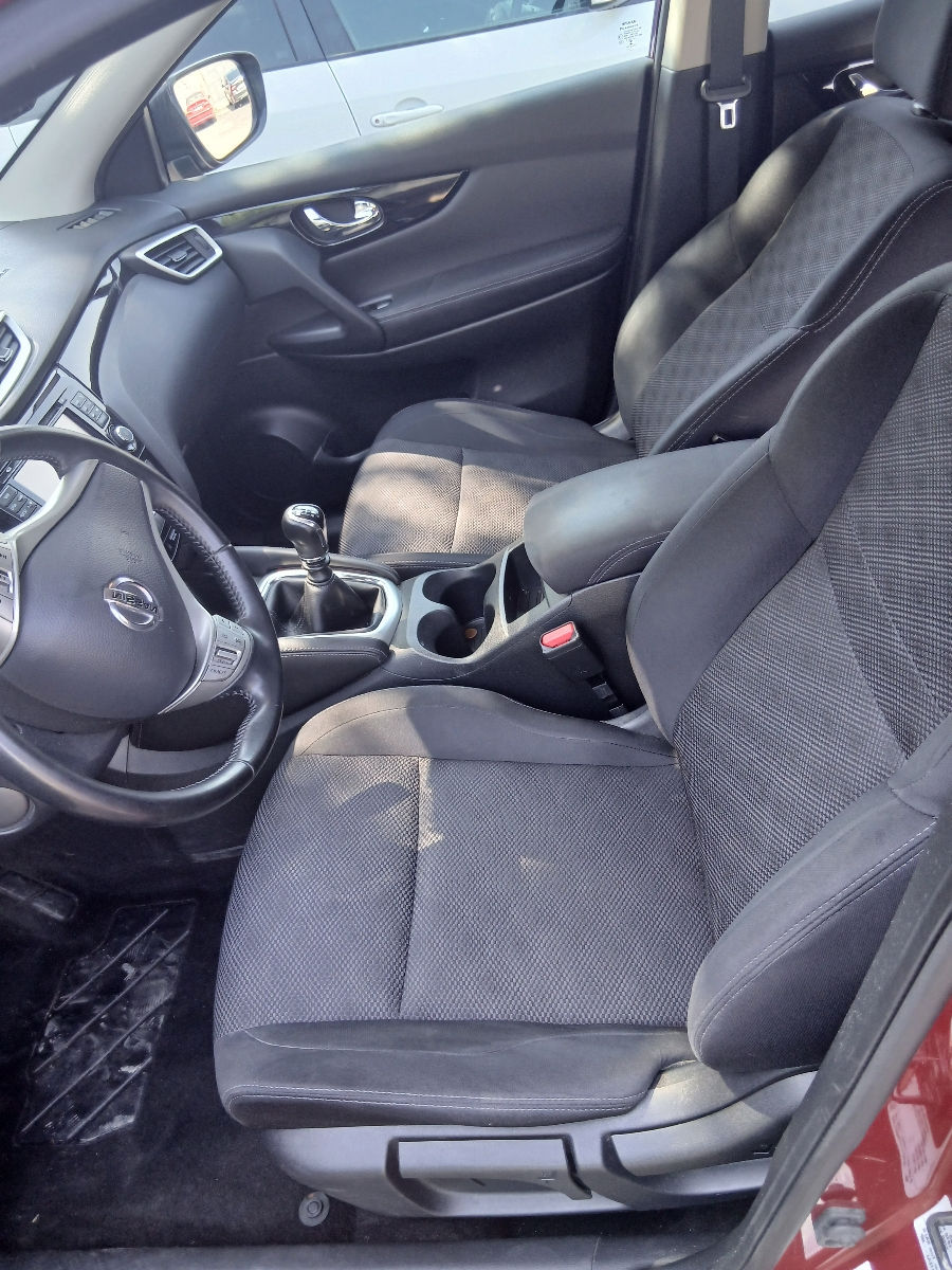 Salon Nissan Qashqai J11 foto 0