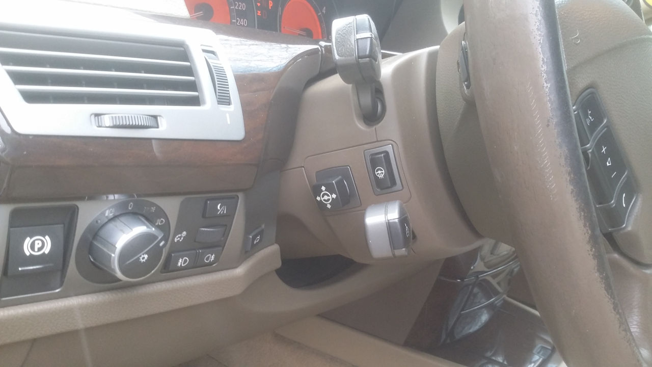 BMW 7 Series фото 5