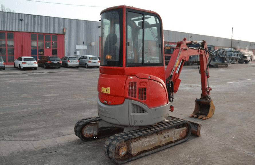 Vând excavator Yanmar VIO25 2009 foto 2