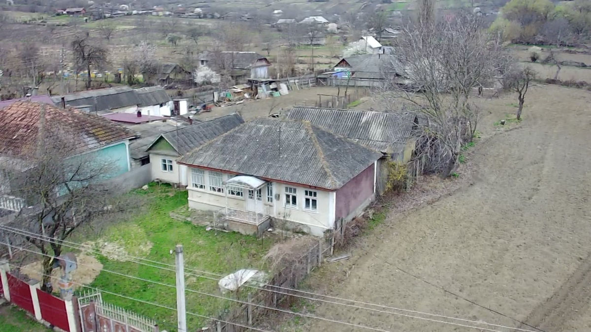 Vanzare 2 Case s.Ghetlova rl.Orhei cu teren 30 ari linga Padure foto 6