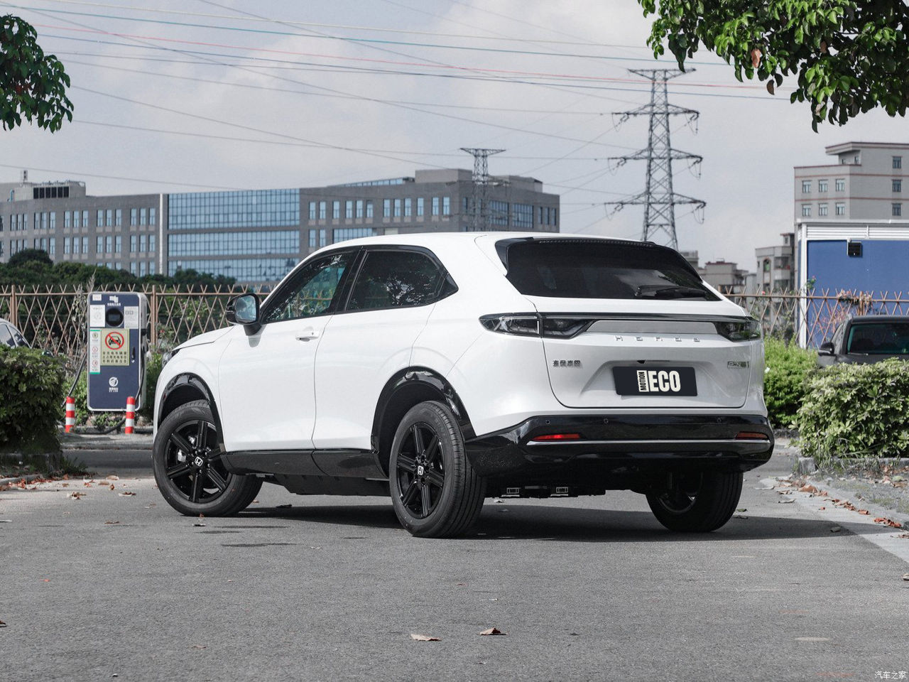 Honda e:NS1 фото 3