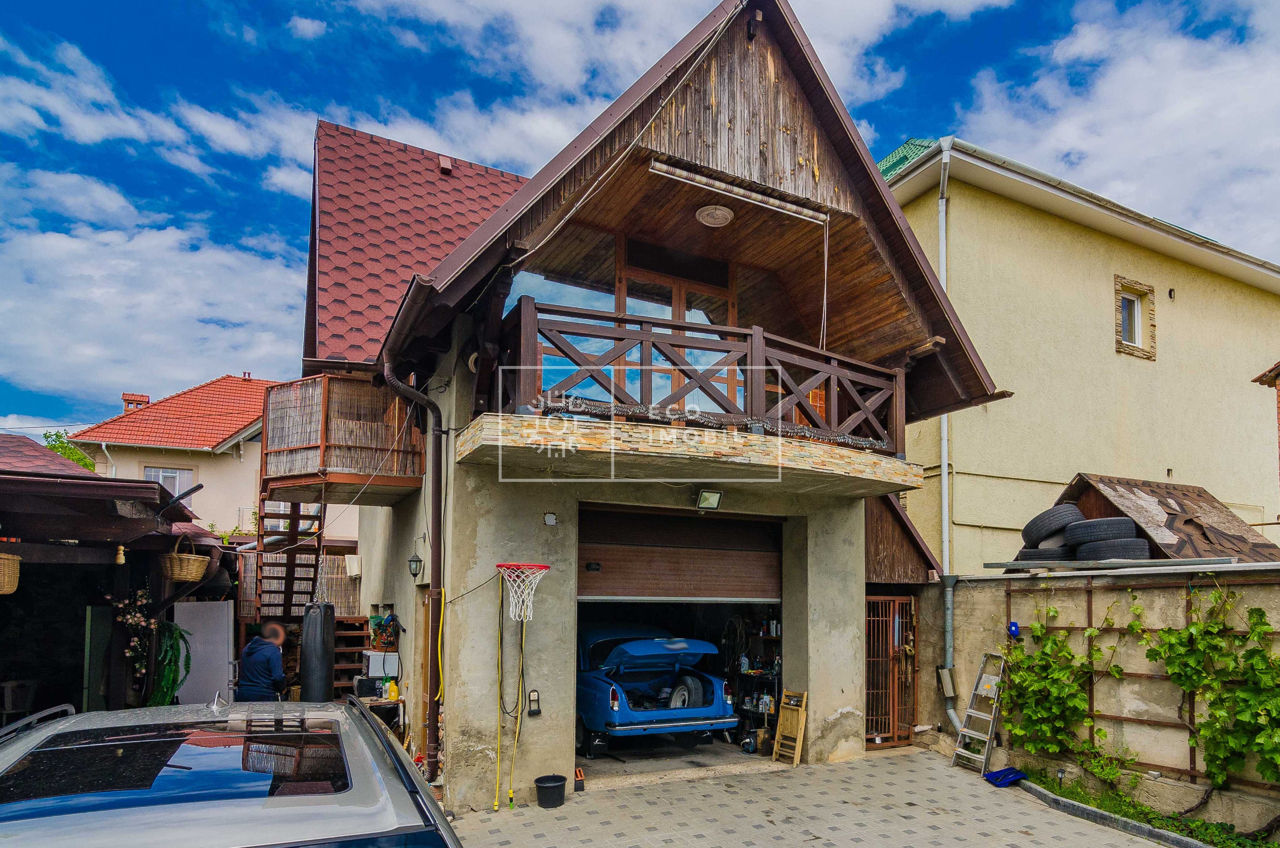 Centru, casă cu 3 nivele și subsol, 699000 euro фото 19