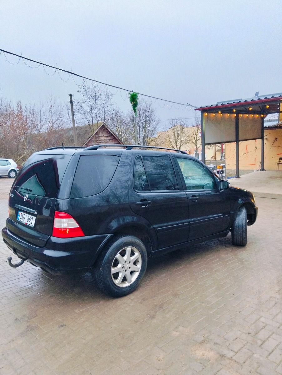 Mercedes M-Class фото 8