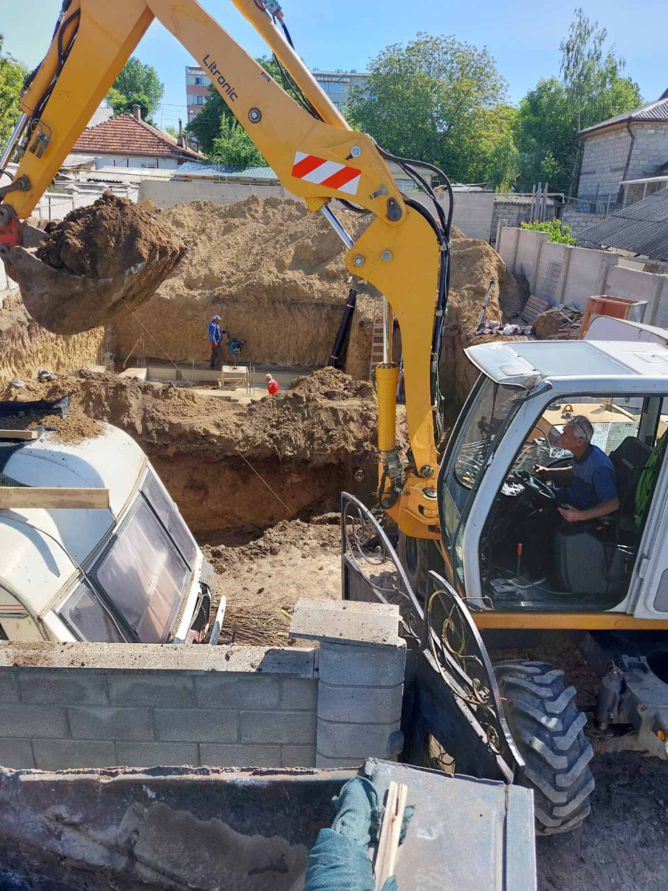 Фото траншеи под водопровод