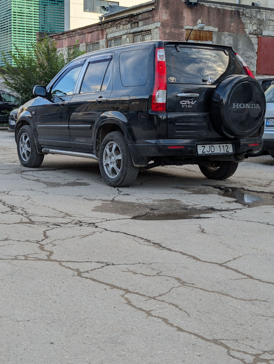 Honda CR-V foto 2