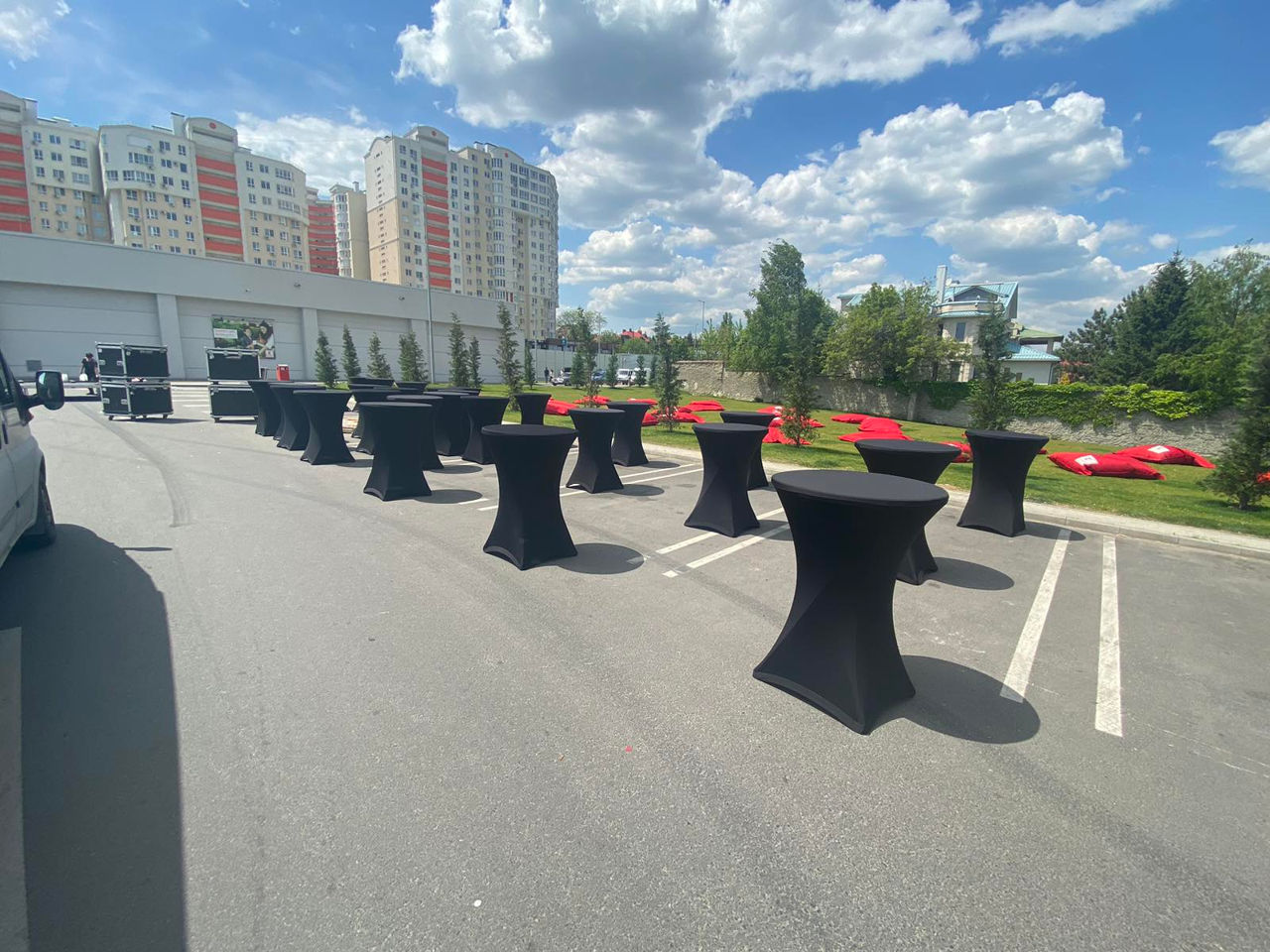 Chirie Masa Coctail pentru Fourchette foto 2