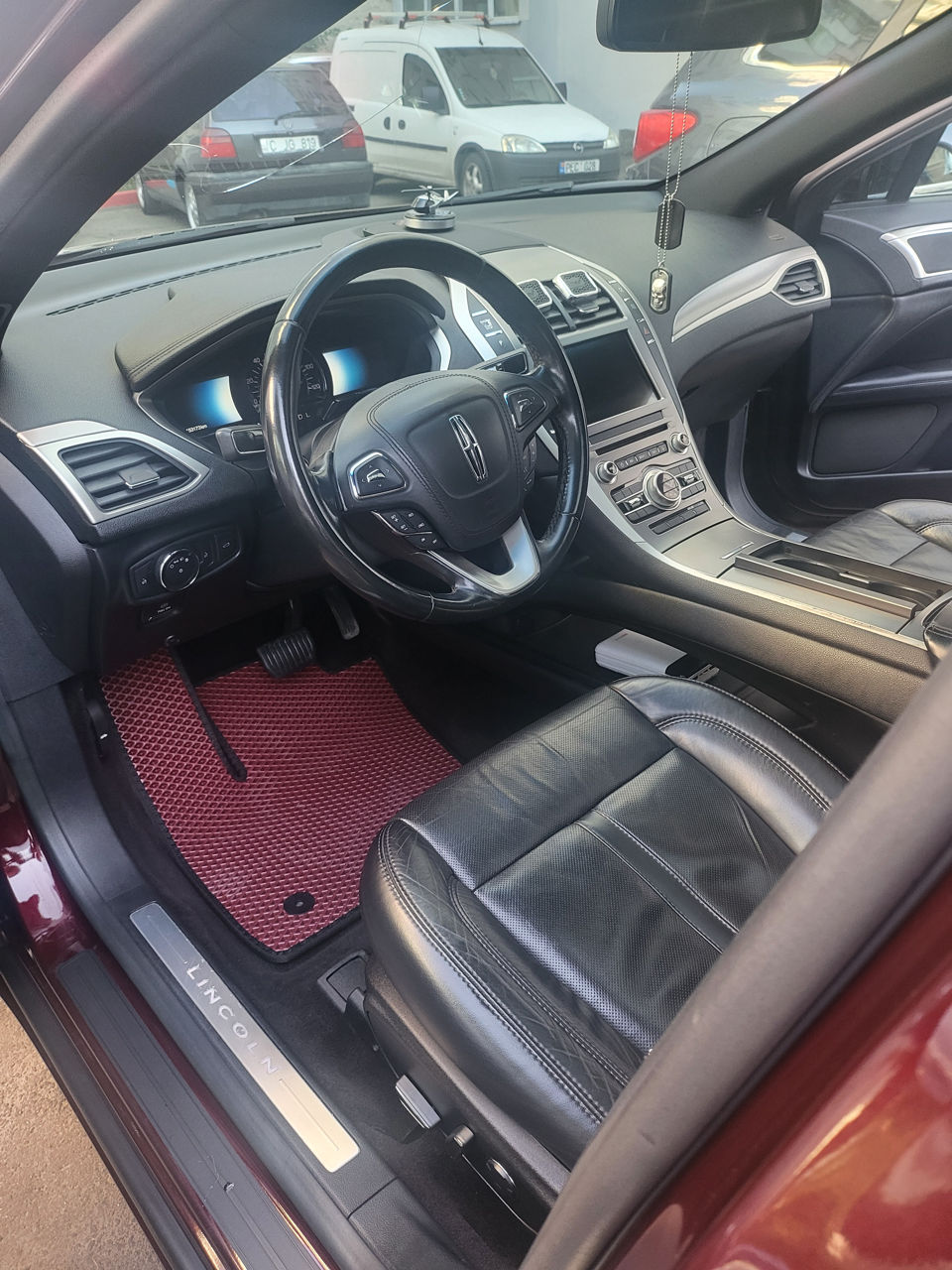 Lincoln MKZ foto 8