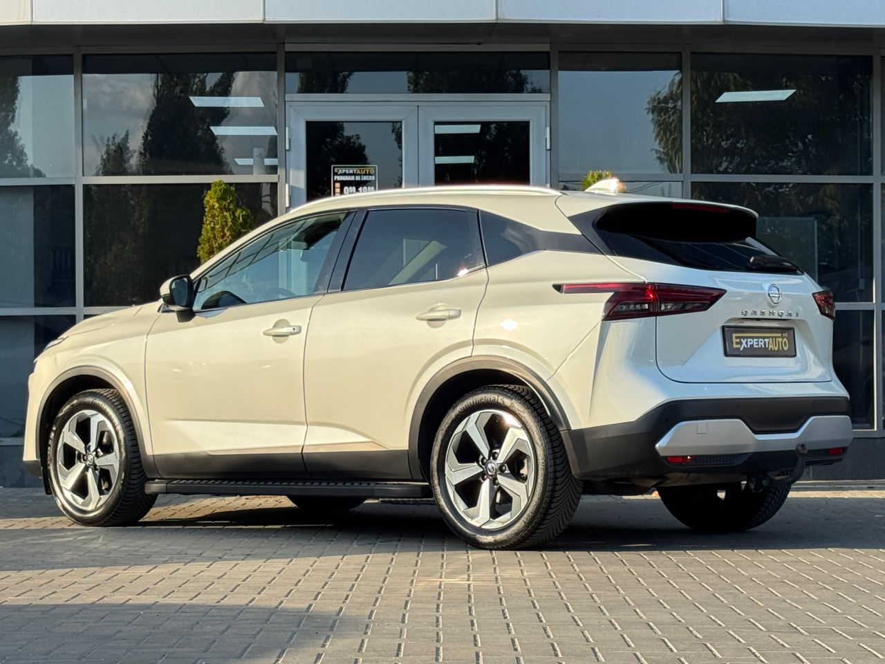 Nissan Qashqai — fotografia 4