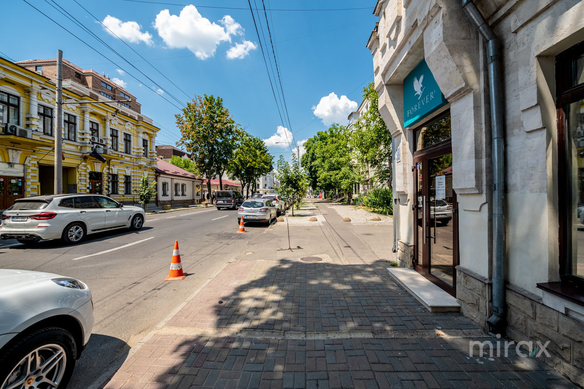 Se dă în chirie spațiu comercial pe str. București, Centru, Chișinău foto 2