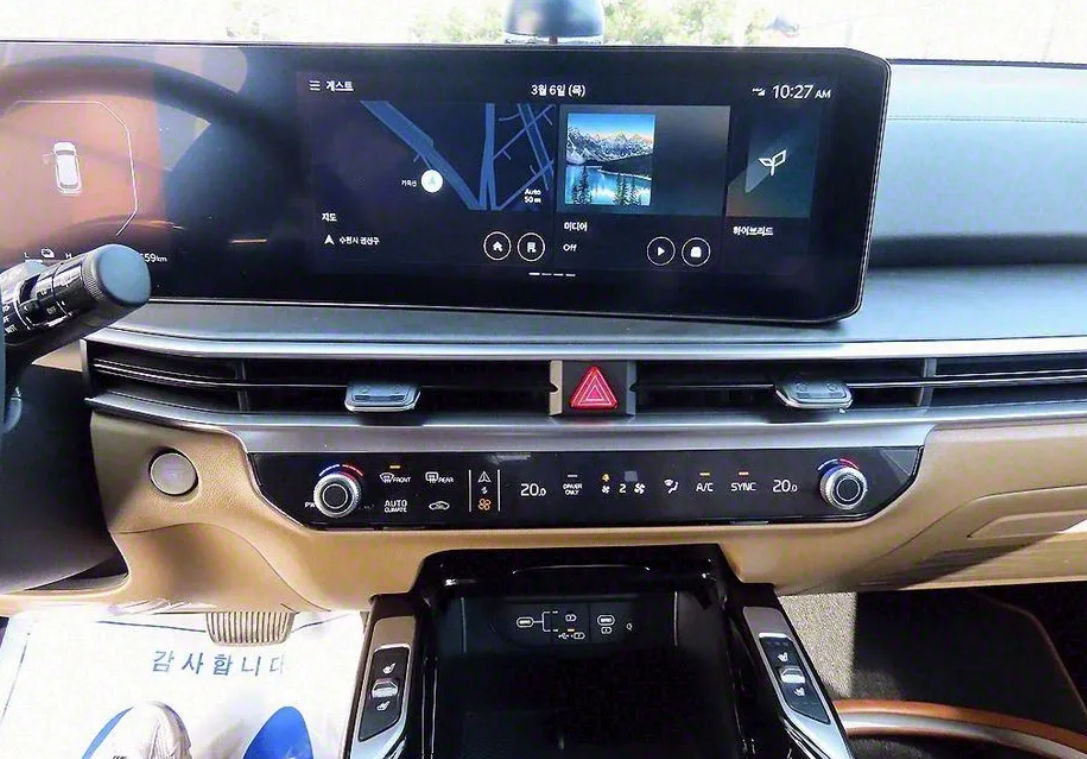 KIA Sorento фото 7
