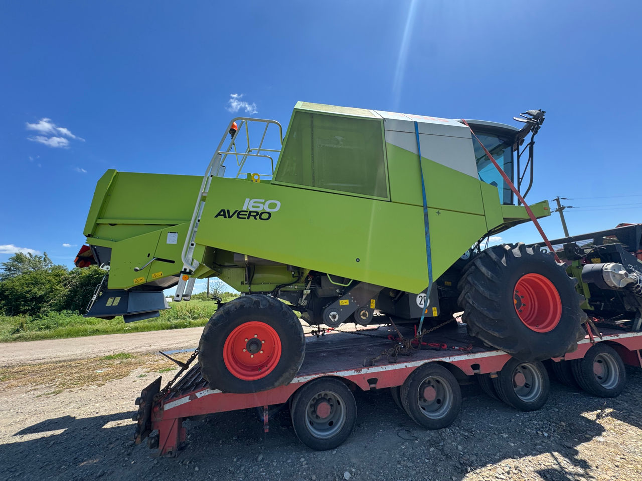 Claas Avero 160 2019 heder cereale+porumb stare ca nouă foto 0