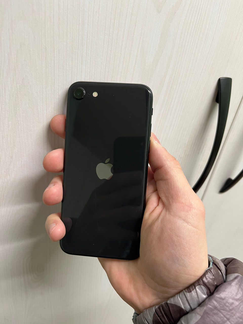 iPhone SE 64GB