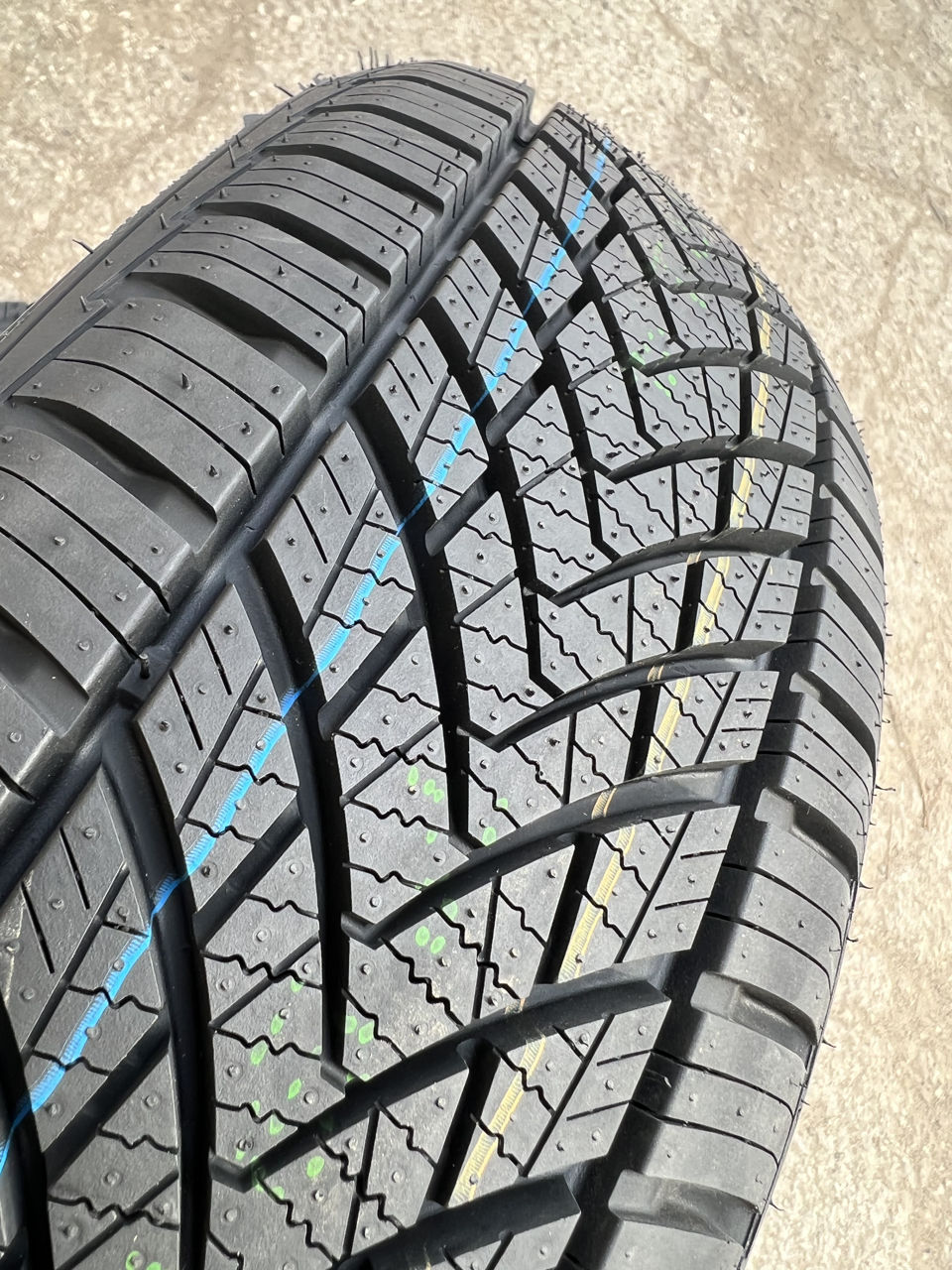 165/60 R14 Tracmax Allseason Trac saver/ Доставка, livrare toata Moldova foto 3