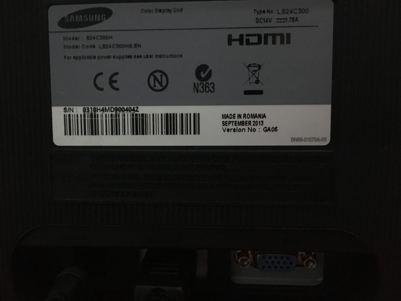 Монитор Samsung 24 дюйма FullHD