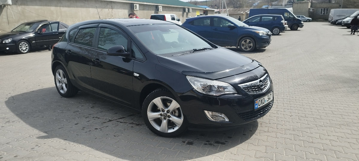 Opel Astra foto 0