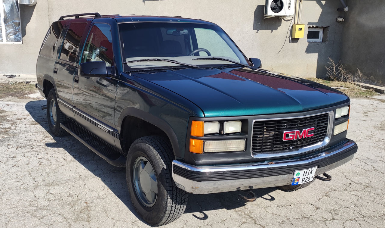 GMC Yukon foto 2