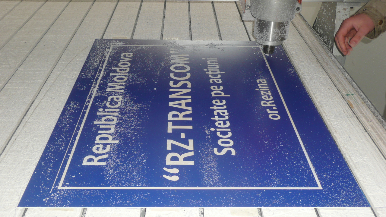 Reclama, servicii si materiale foto 3