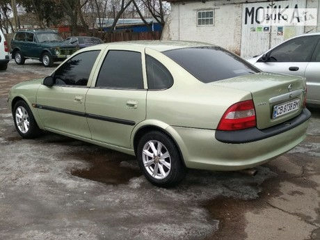 Dezmembrez Opel Vectra B 1.6i фото 0