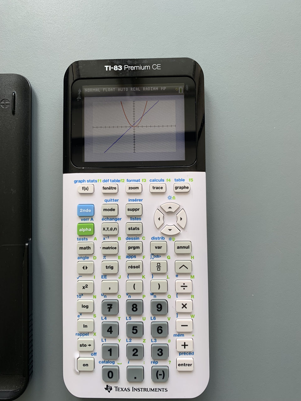 Texas Instruments TI-83  - Calculatrice Texas Instruments sur