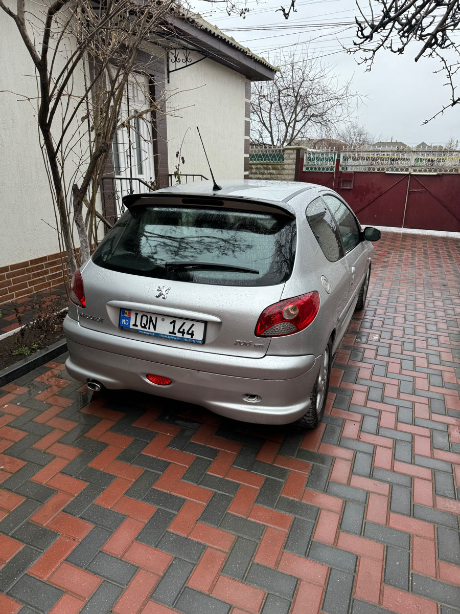 Peugeot 206 foto 3