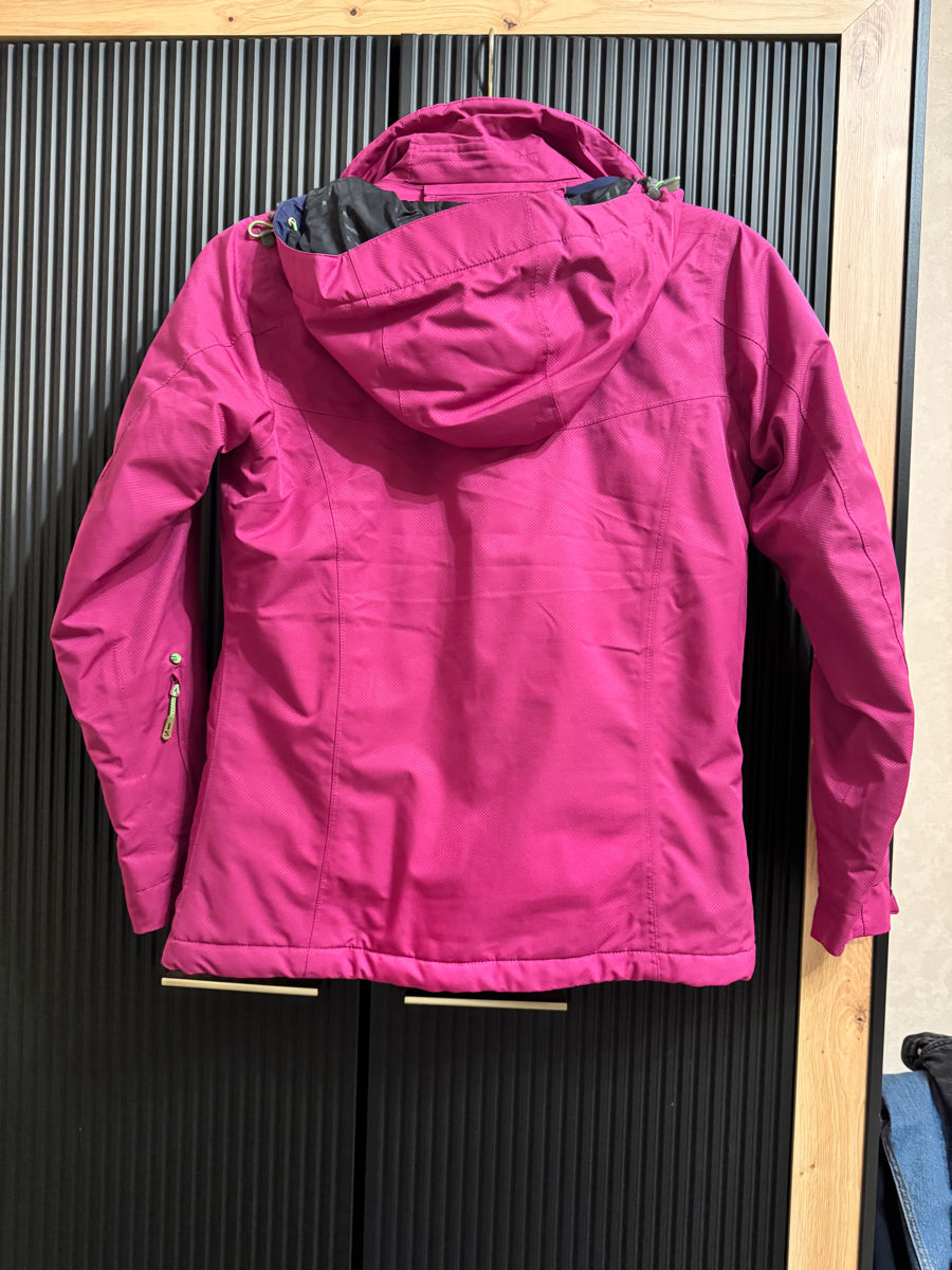 Продам женскую горнолыжную куртку Solomon  foto 4