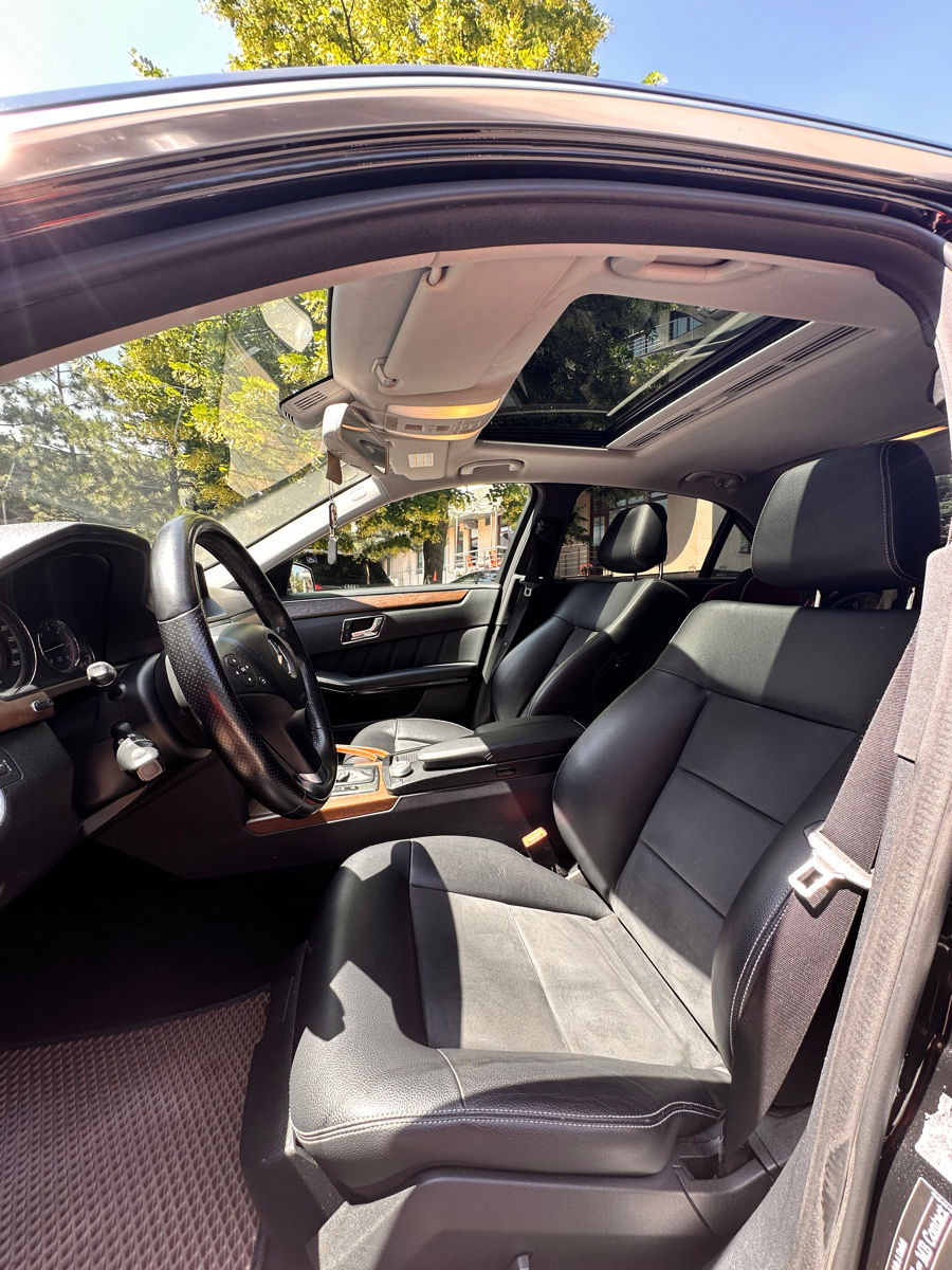 Mercedes E-Class фото 4