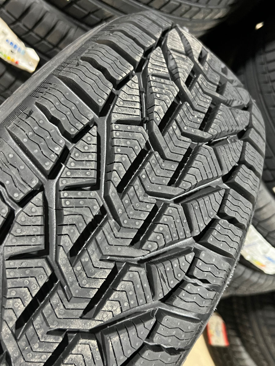 215/65 R16 Riken Snow (Michelin Group)/ Доставка, livrare toata Moldova 2024 фото 3